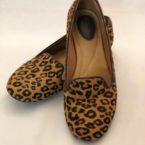 clarks leopard flats